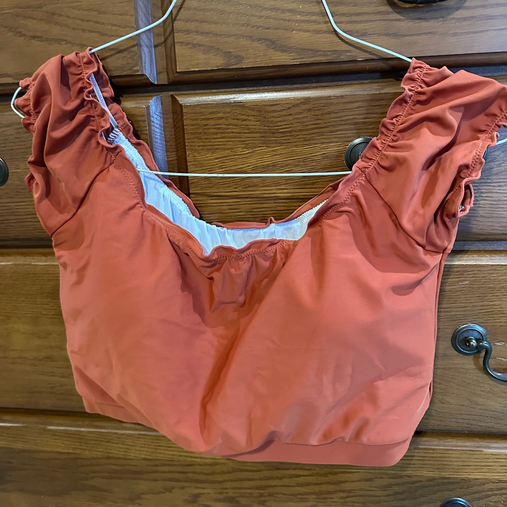 Women's swim top NWOT